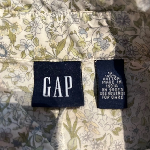 GAP Y2K button down - Picture 6 of 11